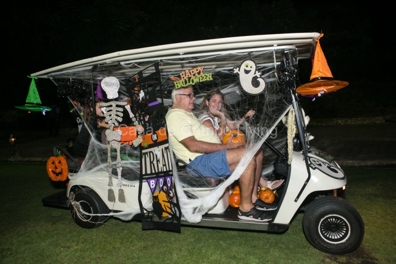 Some Great Ideas for Golf Carts Decorated For Halloween