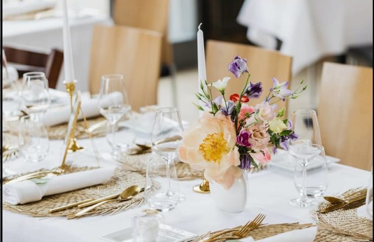 Everything You Need to Know About Sweetheart Tables