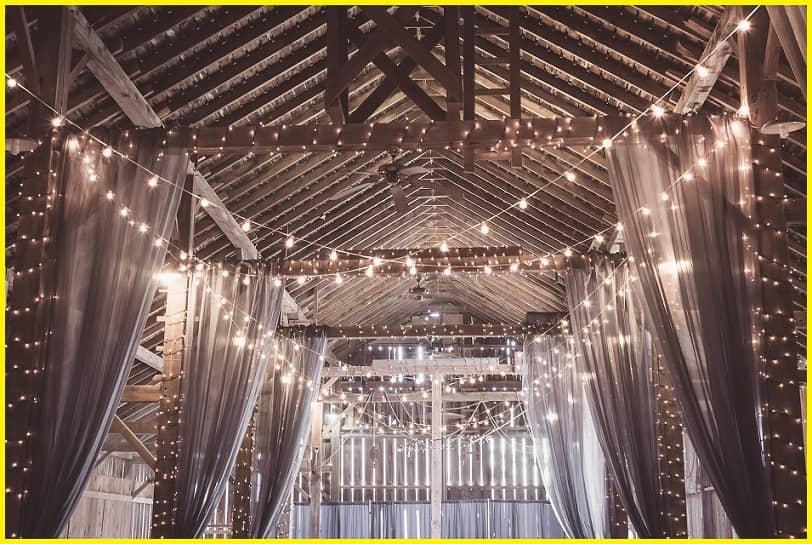 Wood Arches for Weddings – Elegant Way to Frame Your Ceremony